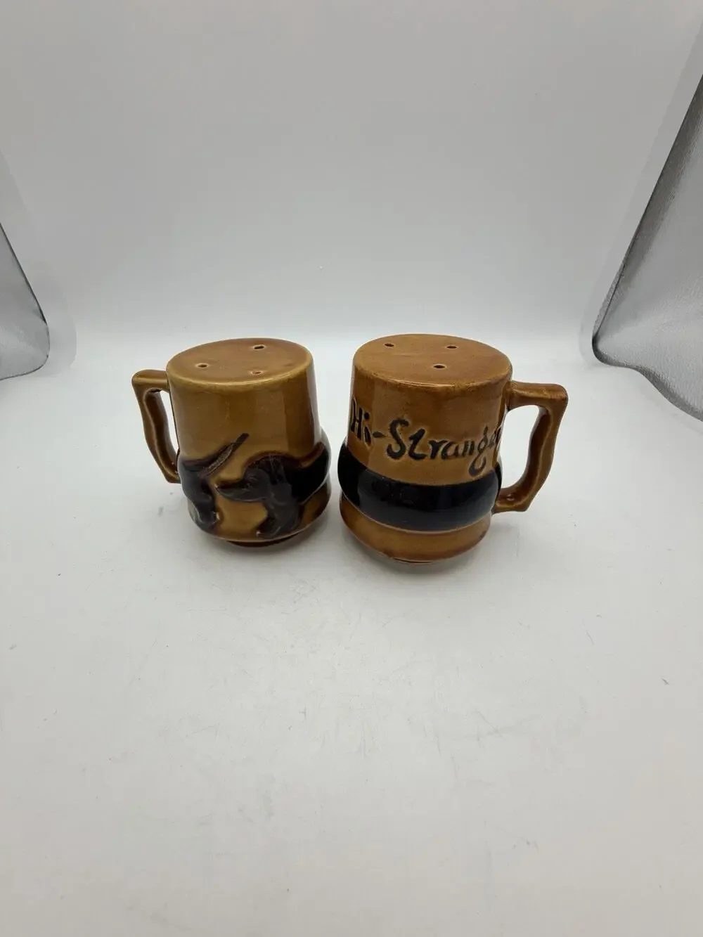 Vintage Hi Stranger Dachshund Dog Ceramic Salt & Pepper Shaker Pair Kitschy Fun